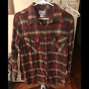 Wrangler cotton button up shirt